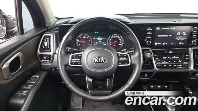 Kia Sorento 2021 — фото 13 из 20