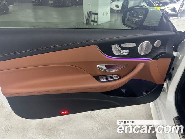 Mercedes-Benz E-Class 2023 — Фото 14/17