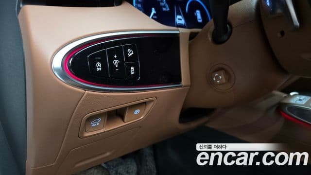Genesis GV70 2021 — Şəkil 17/20