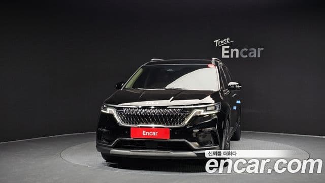 Kia Carnival 2023 — Фото 3/20