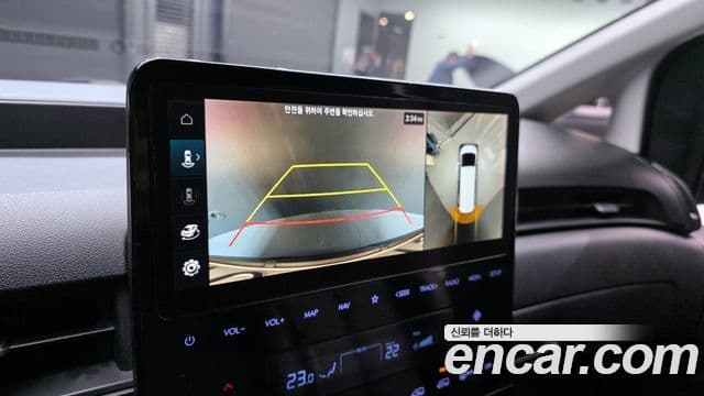 Hyundai Staria 2022 — Şəkil 17/20