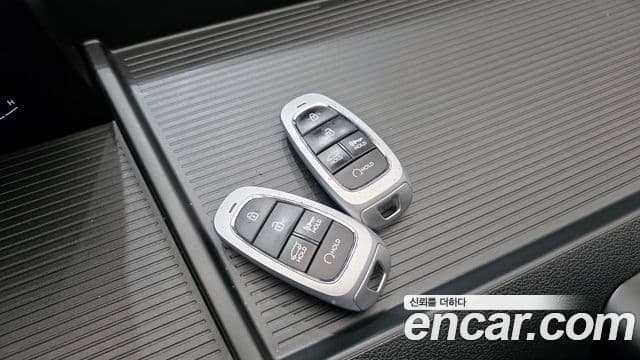 Hyundai Staria 2022 — Şəkil 20/20