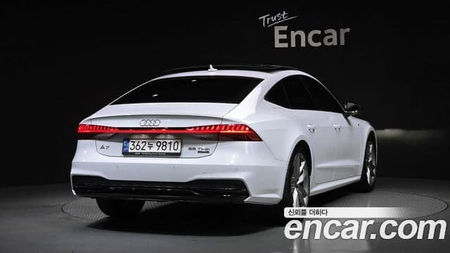 Audi A7 2022 — ფოტო 2/20