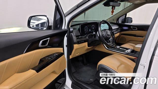 Kia Carnival 2022 — Şəkil 10/20