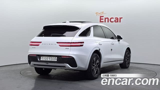Genesis GV70 2021 — ფოტო 2/20