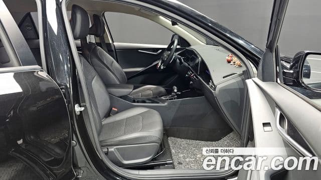 Kia Niro 2022 — Şəkil 17/20