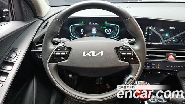 Kia Niro 2022 — Şəkil 13/20