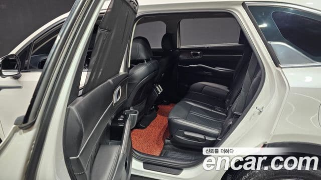 Kia Sorento 2020 — Фото 12/20
