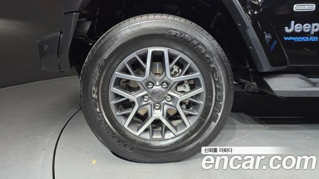 Jeep Wrangler 2022 — фото 5 из 20