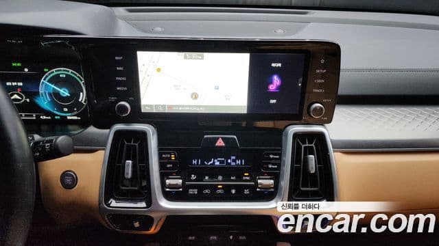 Kia Sorento 2021 — Фото 13/20