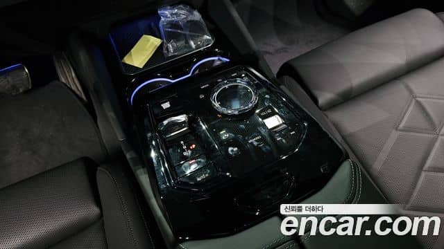BMW 5 Series, 2025