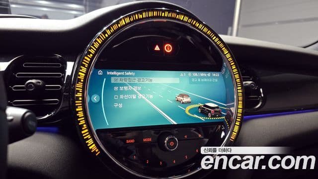 Mini Cooper S 2022 — ფოტო 15/20