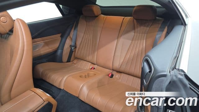 Mercedes-Benz E-Class 2020 — ფოტო 11/20
