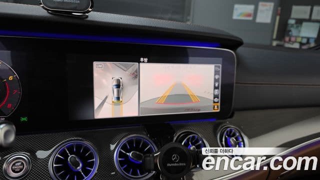 Mercedes-Benz E-Class 2020 — ფოტო 17/20