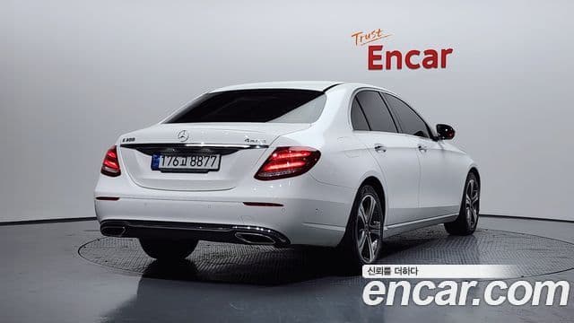 Mercedes-Benz E-Class 2018 — Şəkil 2/20