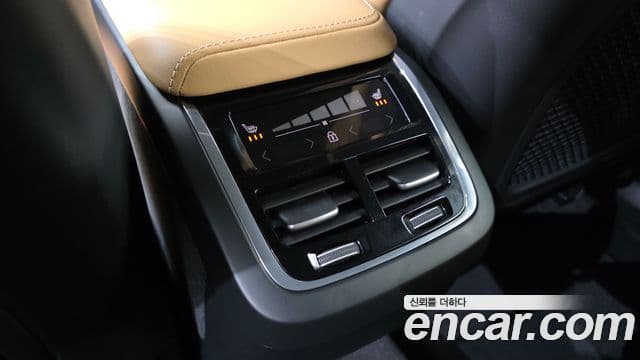Volvo XC60 2025 — Şəkil 16/20
