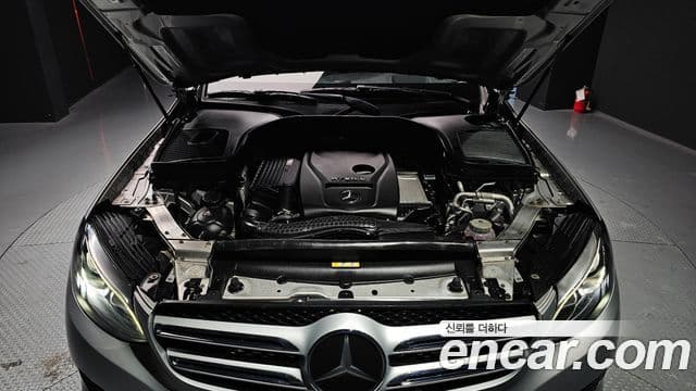 Mercedes-Benz GLC-Class 2019 — Фото 6/20