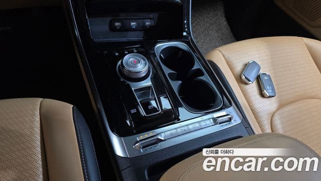 Kia Carnival 2020 — Şəkil 8/20