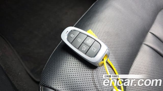 Hyundai Sonata Hybrid 2022 — Photo 12/20