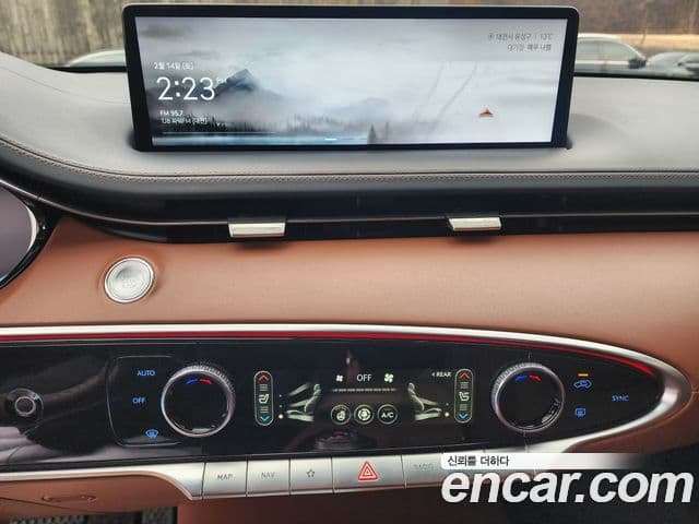 Genesis GV70 2021 — ფოტო 6/20