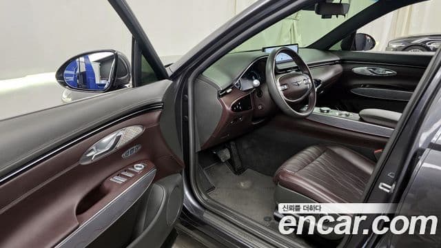 Genesis GV70 2021 — Şəkil 10/20