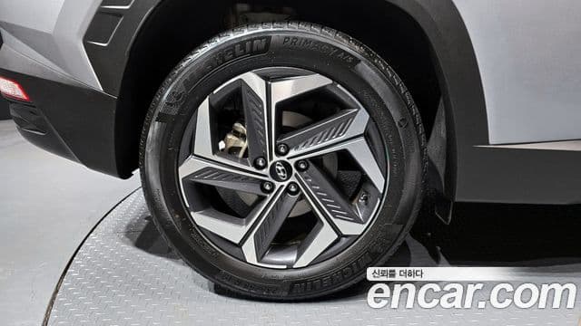 Hyundai Tucson Hybrid 2023 — Şəkil 17/20