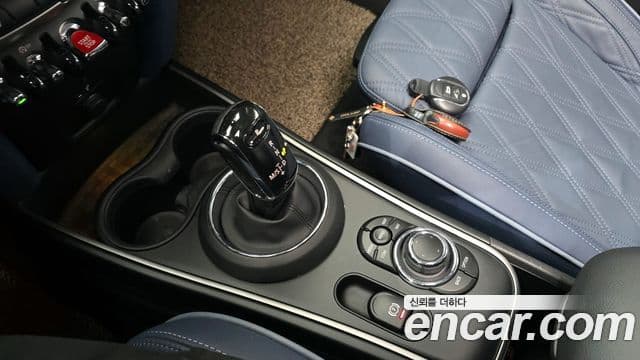 Mini Cooper S Countryman 2023 — фото 9 из 20