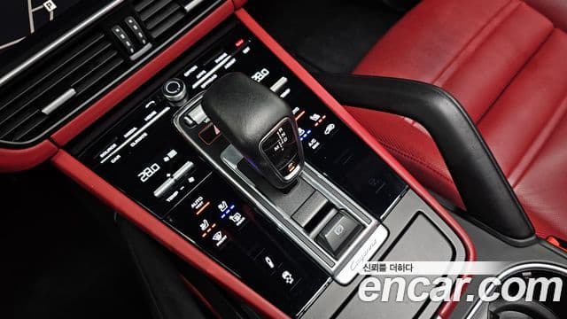 Porsche Cayenne 2023 — Şəkil 9/20