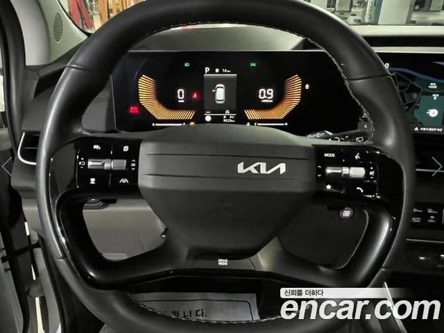 Kia Carnival 2024 — Şəkil 15/18