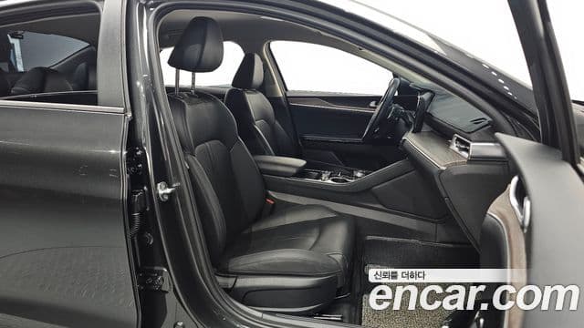 Kia K5 2021 — фото 10 из 20