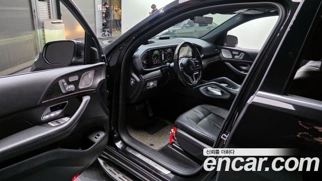 Mercedes-Benz GLS-Class 2021 — Фото 10/20