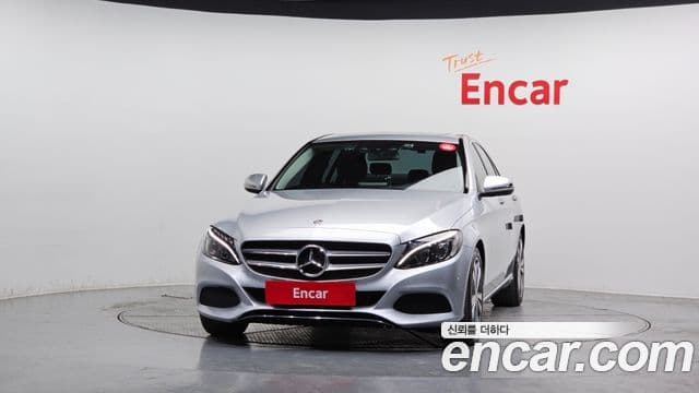 Mercedes-Benz C-Class 2018 — Фото 2/20