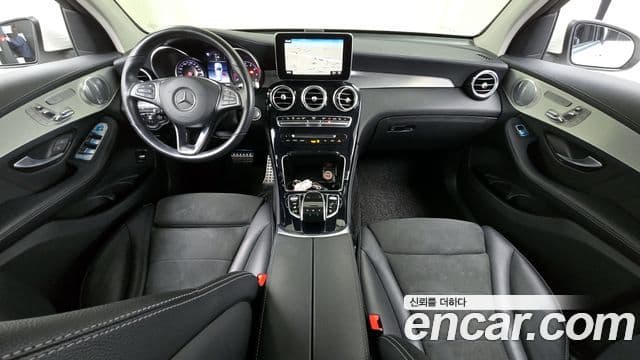Mercedes-Benz GLC-Class 2019 — Şəkil 7/20