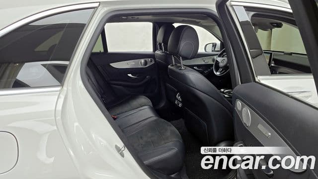 Mercedes-Benz GLC-Class 2019 — Şəkil 12/20
