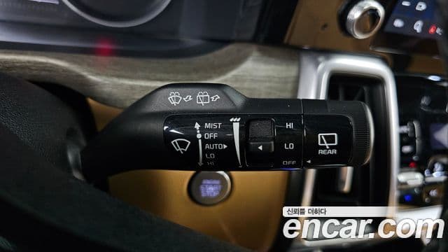 Kia Sorento 2021 — ფოტო 18/20