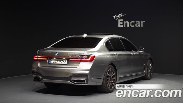 BMW 7 Series 2019 — Фото 2/20