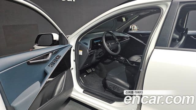 Kia Niro 2022 — ფოტო 10/20
