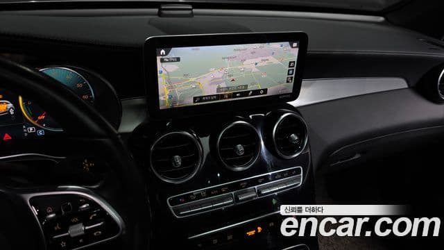 Mercedes-Benz GLC-Class 2021 — фото 14 из 20