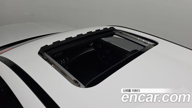 Mercedes-Benz E-Class 2022 — Şəkil 19/20