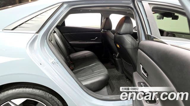 Hyundai The New Avante Hybrid 2020 — Photo 20/20
