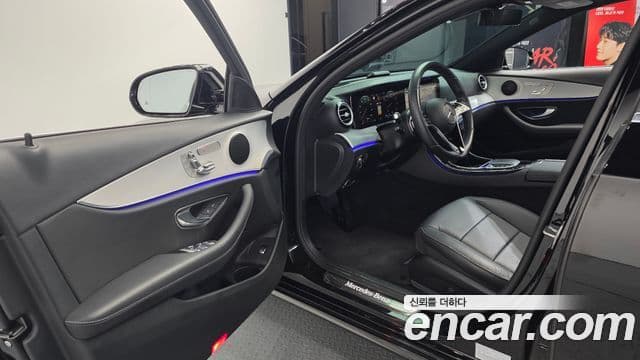Mercedes-Benz E-Class 2021 — Şəkil 10/20