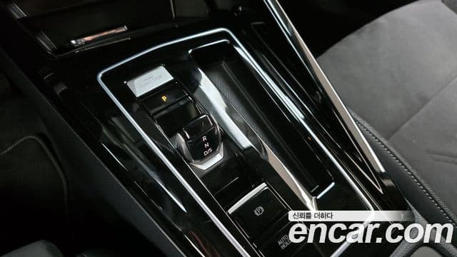 Volkswagen Golf 2025 — фото 9 из 20