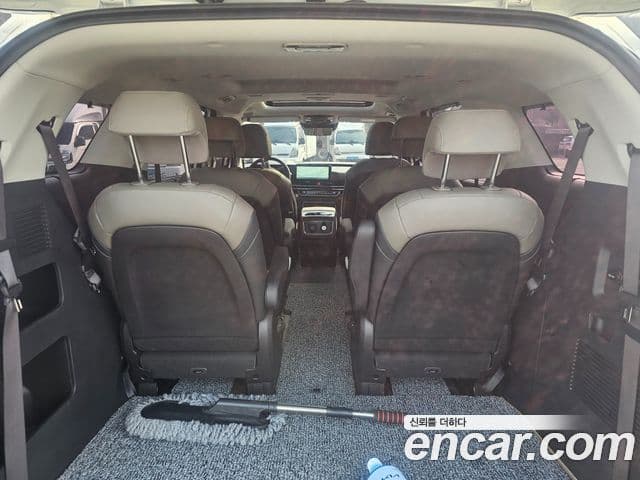 Kia Carnival 2024 — Şəkil 9/20