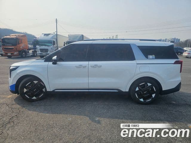 Kia Carnival 2024 — Şəkil 12/20