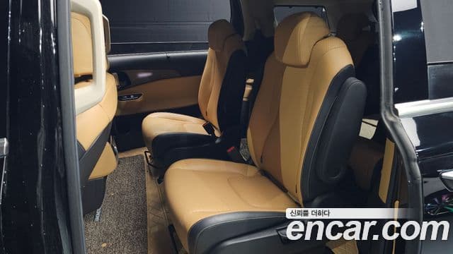 Kia Carnival 2021 — Şəkil 12/20