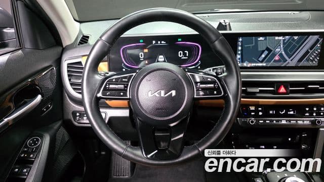 Kia Seltos 2023 — ფოტო 12/20