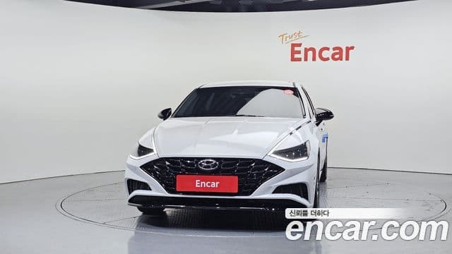 Hyundai Sonata 2022 — ფოტო 2/20
