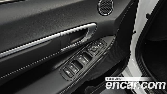 Hyundai Sonata 2022 — ფოტო 12/20