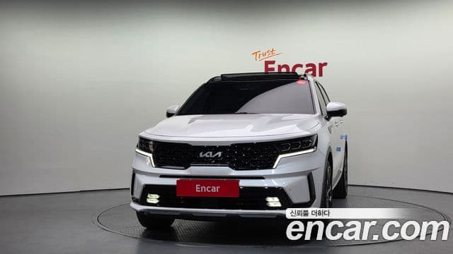 Kia Sorento 2023 — Фото 3/20