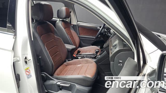 Volkswagen Tiguan Allspace 2023 — фото 11 из 20